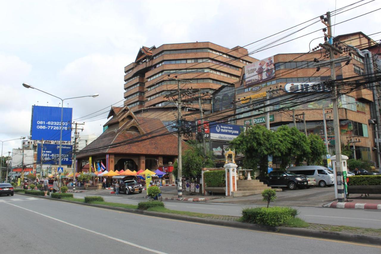 Varada Place Чиангмай Экстерьер фото